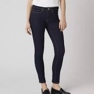 Levi's 311 Shaping Skinny Mid Rise Jeans in Darkest Sky Blue. NWT. Women’s 32